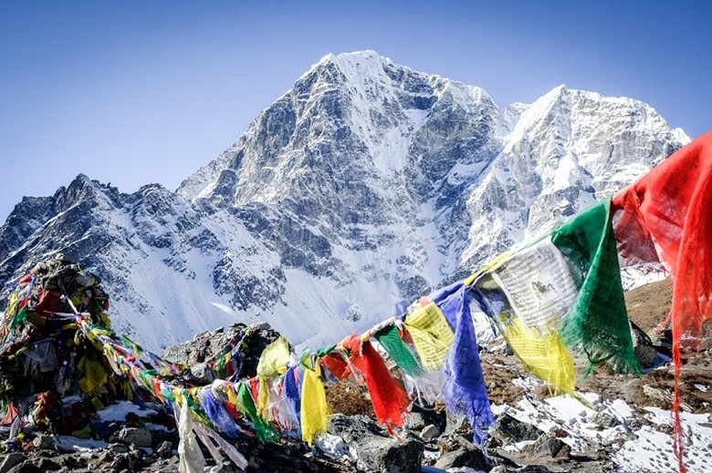 Trại nền Everest ở độ cao khoảng 5.200 mét, nơi cần gói chấp nhận độ cao